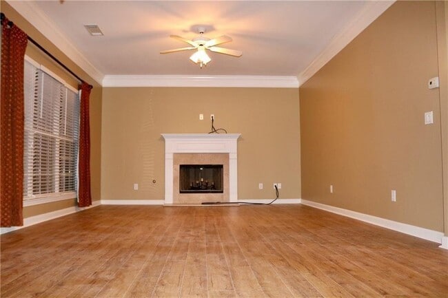 Building Photo - 607 Hidden Close