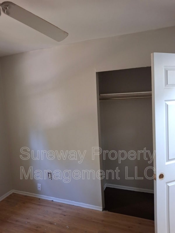 Building Photo - 1002 Belleview Blvd