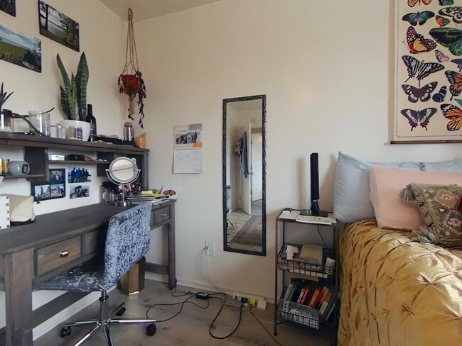 Building Photo - Huge 2 story 8 bed room Home: a hop and a skip from SDSU!  You will never be late to class!