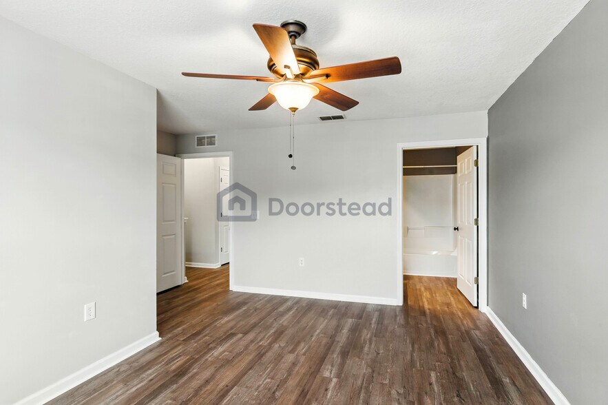 Building Photo - 74 Moultrie Village Ln