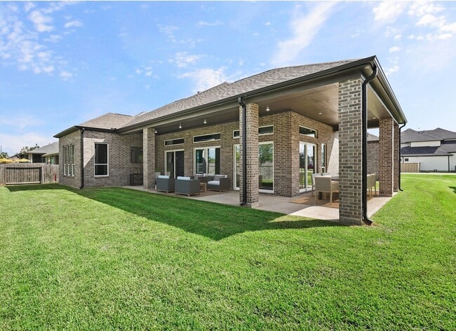 Building Photo - 3607 Wellborn Dr