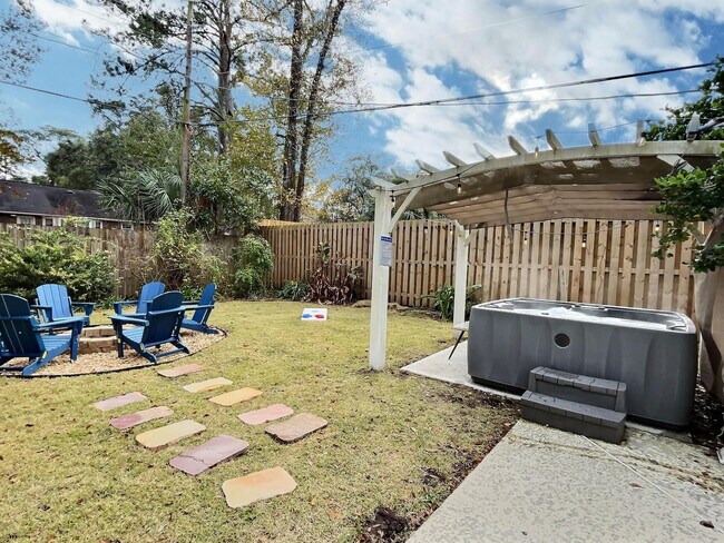 Building Photo - 1023 Brittlewood Dr