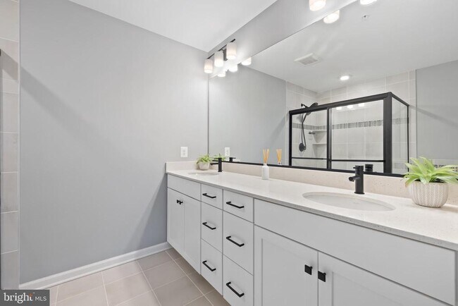 Building Photo - 4615 Crossing Ct