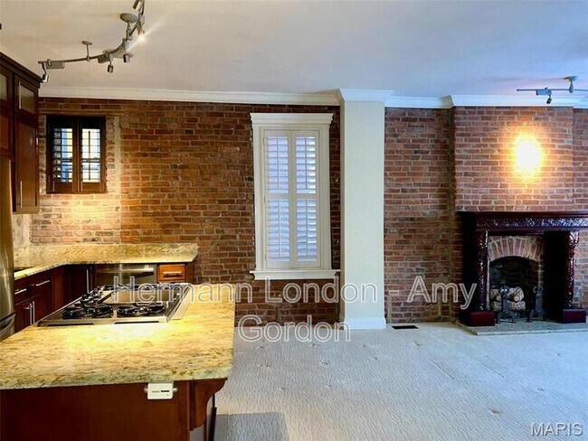 Building Photo - 4738 Olive St