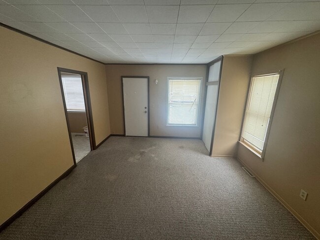 Building Photo - 2401 Lowell Ave