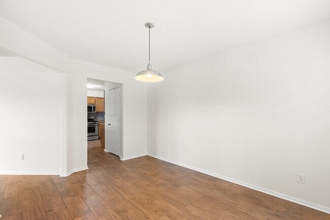 Building Photo - 4818 Fair Oak Dale Ln