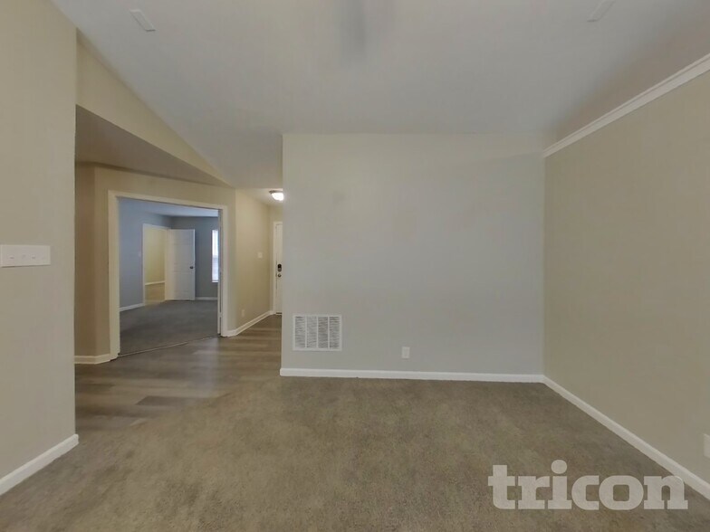 Building Photo - 8596 Captain Dr