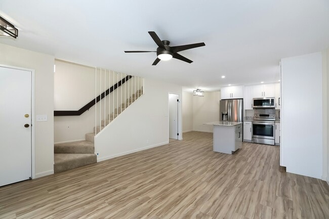Building Photo - 46-63-63 Emepela Pl