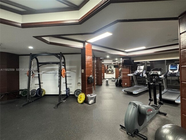 Building Photo - 18151 NE 31st Ct