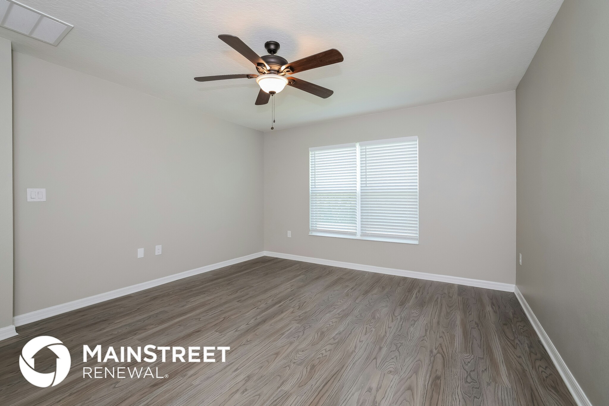 Building Photo - 2859 Mosshire Cir