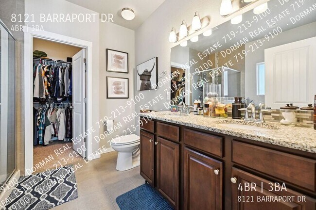 Building Photo - 8121 Barraport Dr