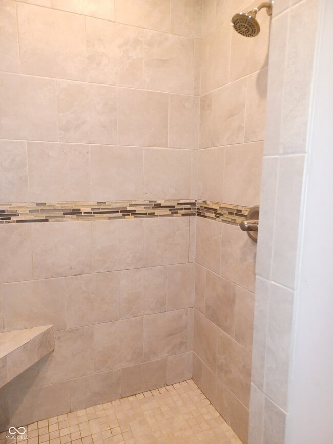 Building Photo - 818 Bluegrass Trail