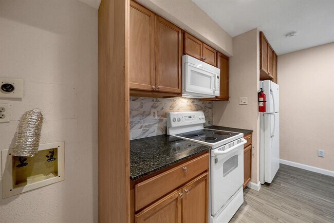 Building Photo - 2110 Wilcrest Dr