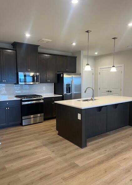 Building Photo - 21480 Mount Sterling Ter