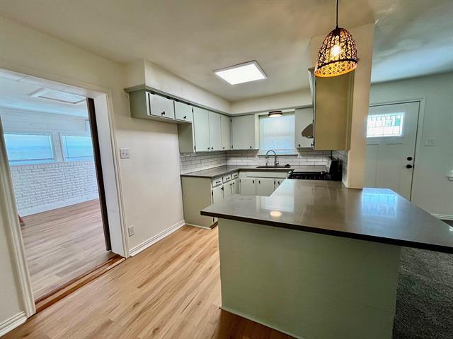 Building Photo - 513 Burgett St