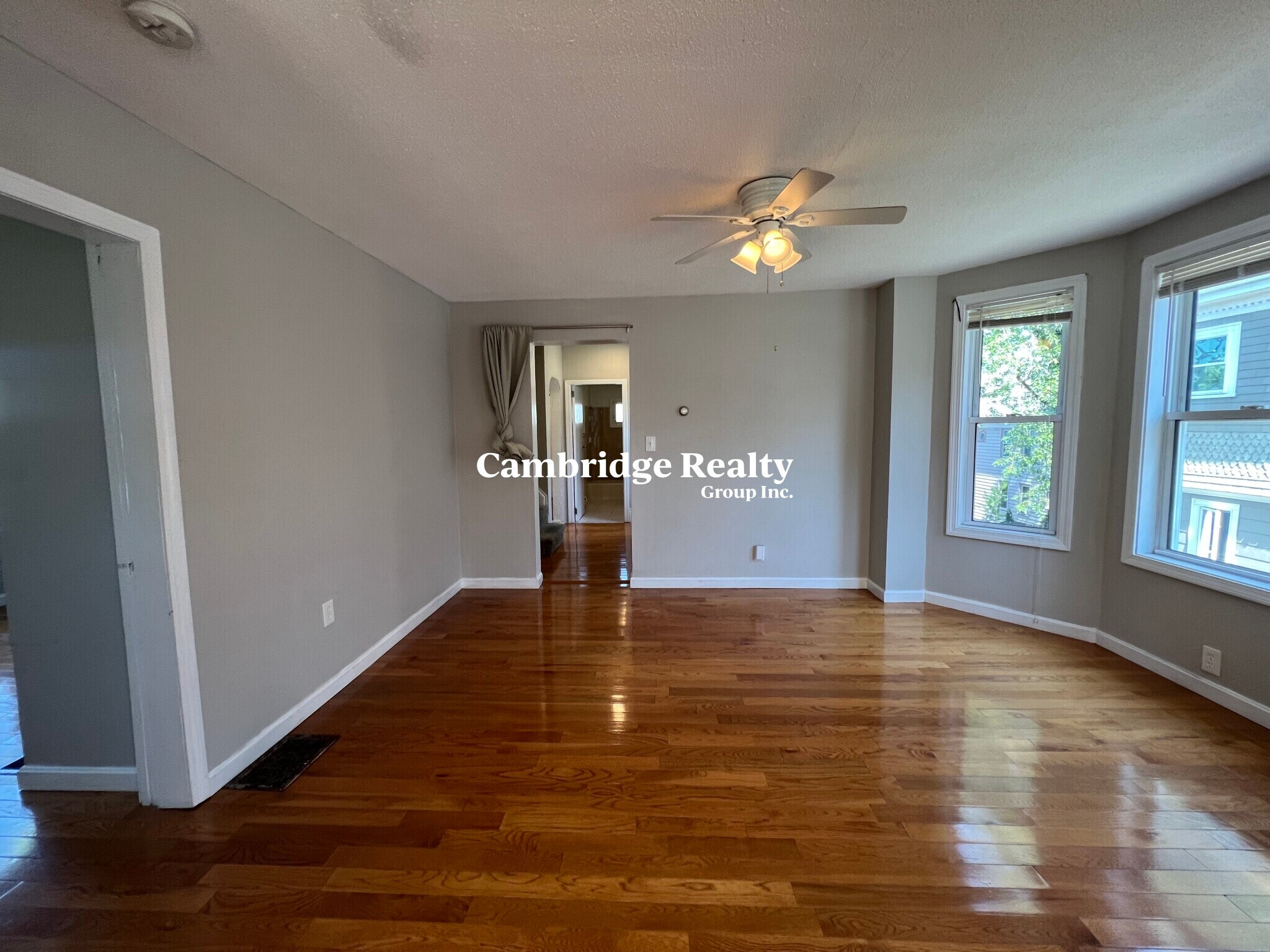 Building Photo - 11 Hudson St