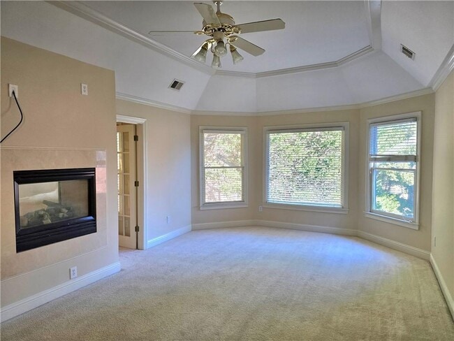 Building Photo - 925 Carters Grove Trail