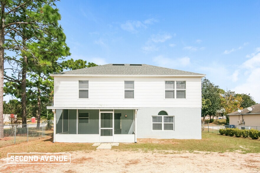 Building Photo - 12042 Villa Rd