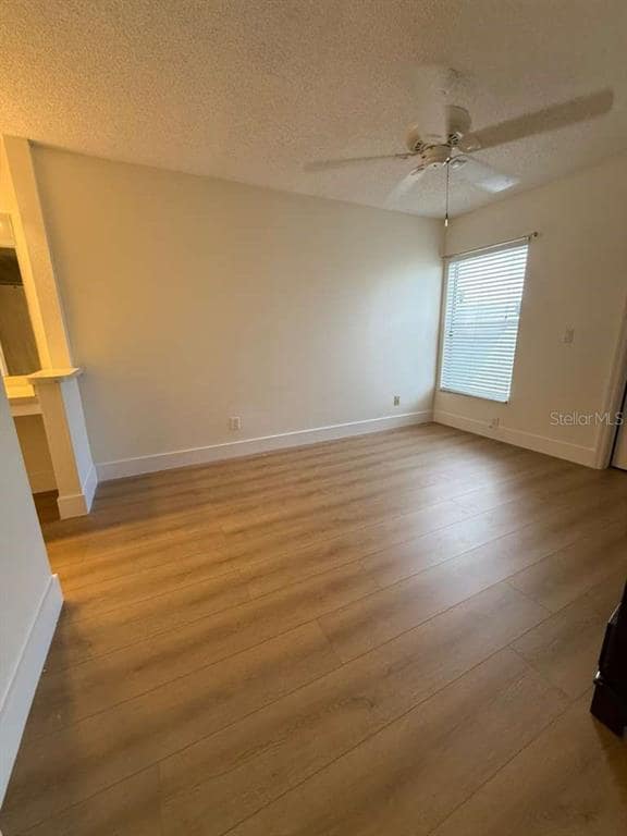 Building Photo - 1242 Lucaya Cir