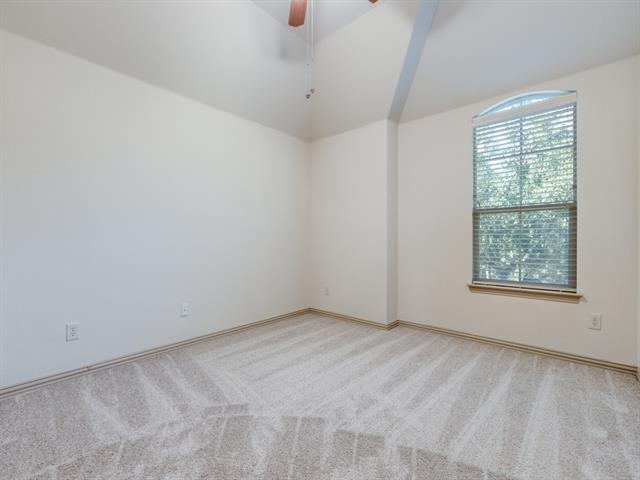 Building Photo - 2465 Embleton Dr