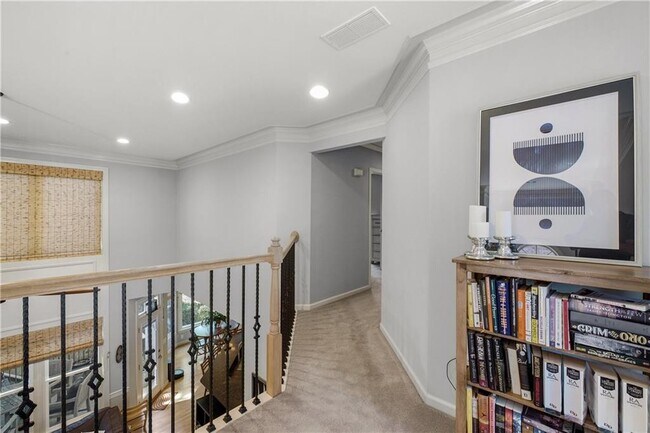 Building Photo - 3308 Fieldwood Dr SE