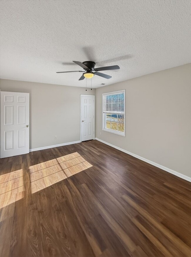Building Photo - Spacious Two Bedroom Townhome In Kannapolis