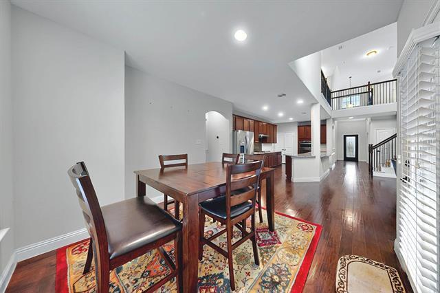 Building Photo - 2633 Sunstar Dr