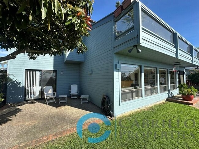 Building Photo - 2620 Deerpark Dr