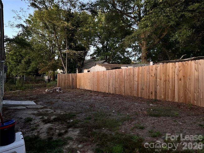 Building Photo - 1603 Pennsylvania Ave