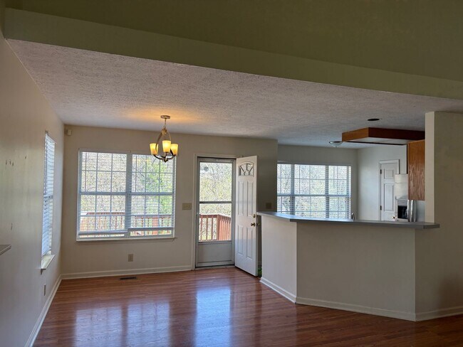 Building Photo - Single Family Home in Villages of Brentwood