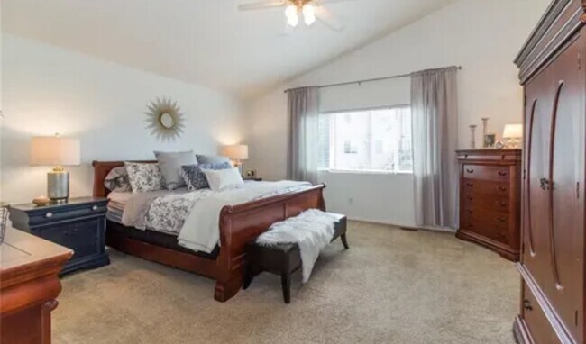 Building Photo - 1333 Lookout Springs Dr