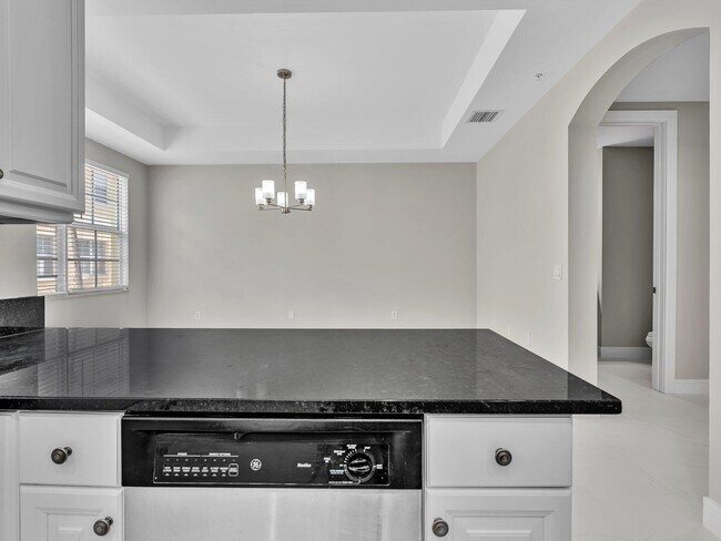 Building Photo - 2751 Ravella Way