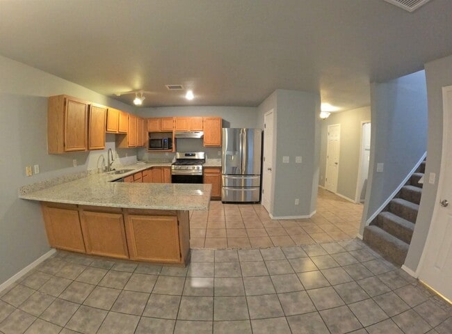 Building Photo - 3867 Thurston Ct