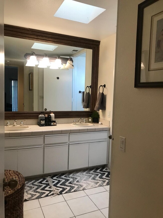 Building Photo - 67392 S Chimayo Dr