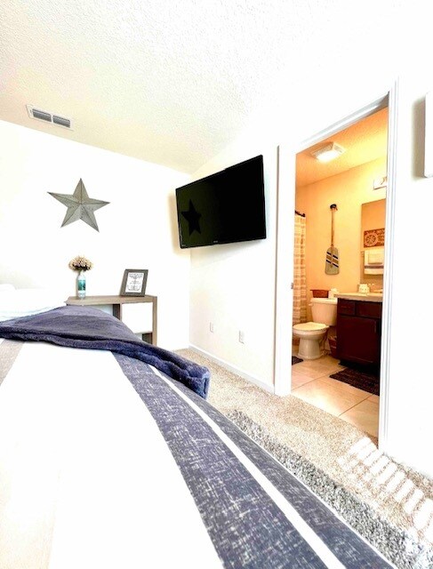 Building Photo - 839 Observatory Pkwy