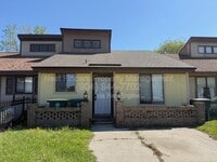 Building Photo - 2429 N Seabury Pl