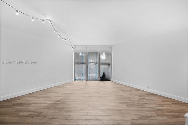 Building Photo - 3301 NE 5th Ave