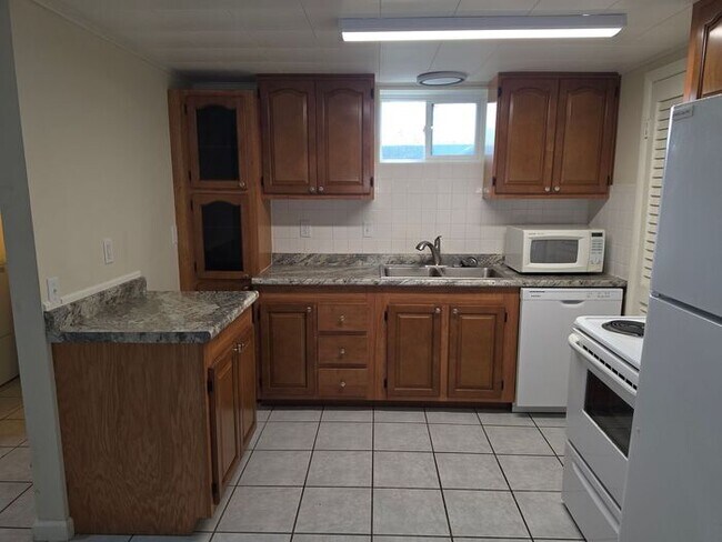Building Photo - 2 bedroom unit in Berrien Springs