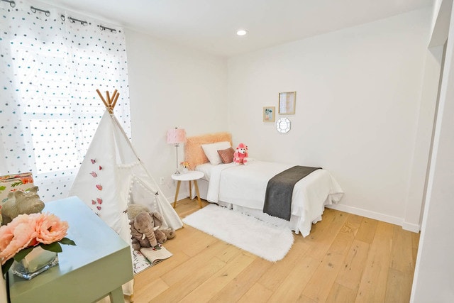 Building Photo - 3924 Tuller Ave