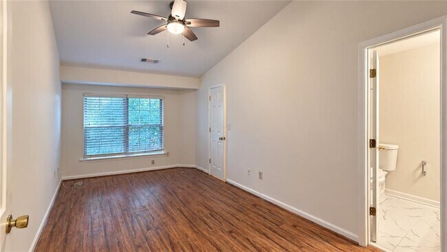 Building Photo - 1503 Cove Creek Cir