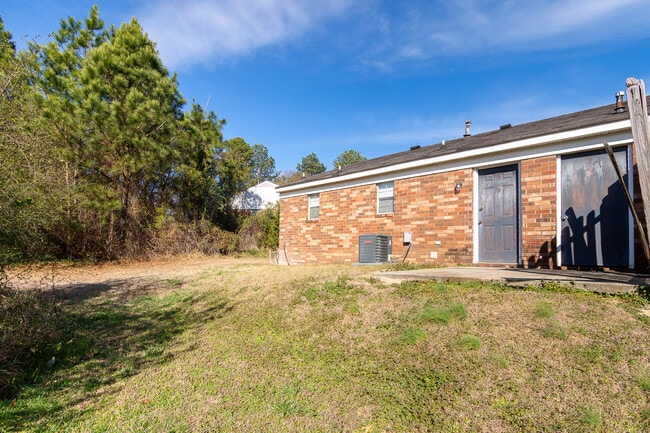 Building Photo - 424 Evans Mill Dr