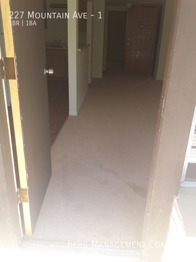 Building Photo - 227 Mountain Ave