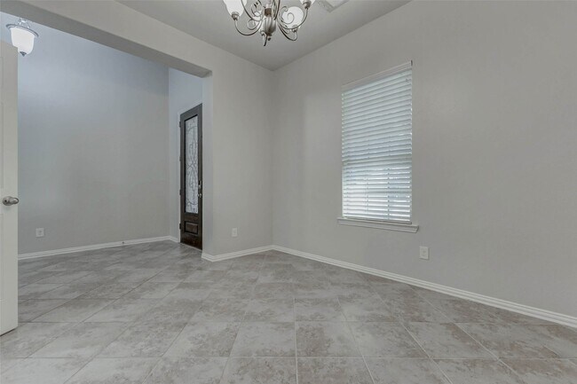 Building Photo - 2718 Misty Laurel Ct