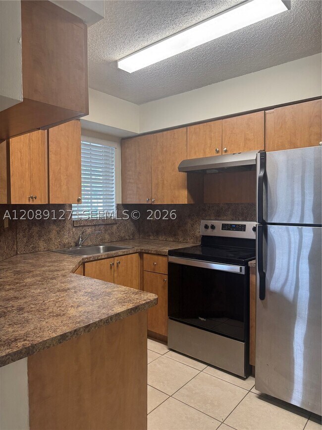 Building Photo - 17440 NW 67th Ct