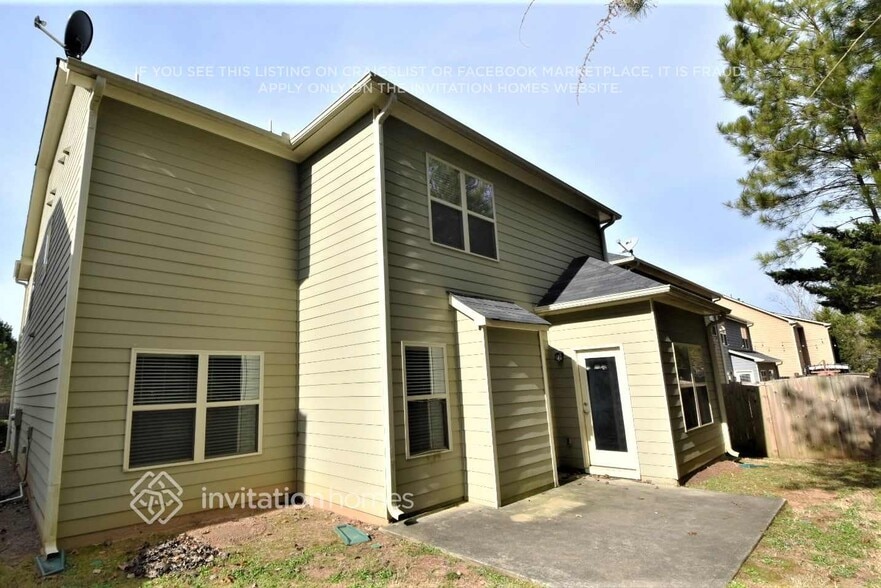 Building Photo - 526 Crestmont Ln