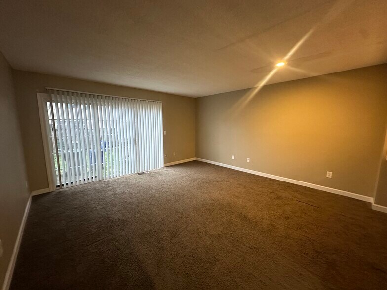 Building Photo - 1996 Camino Ln