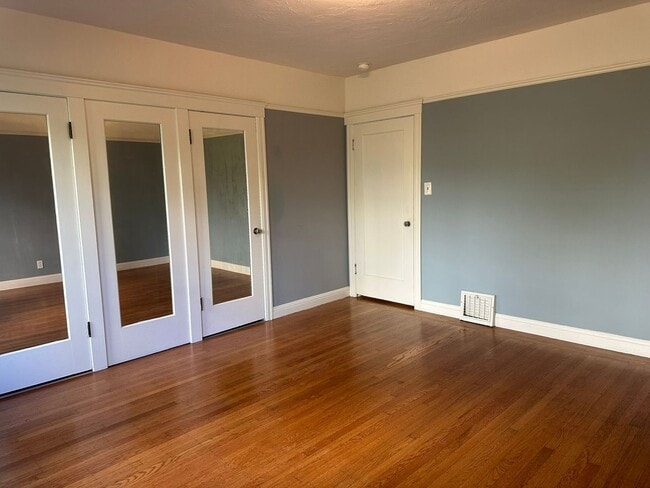 Building Photo - Mt Davidson Manor Home for Rent