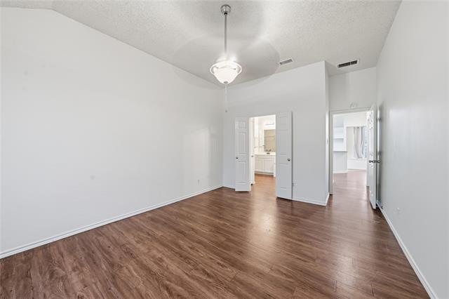 Building Photo - 2226 McIntosh Dr