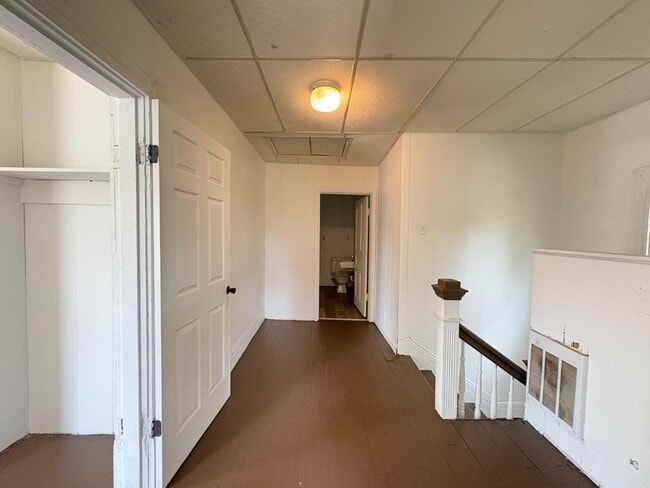 Building Photo - 1024 Cabell St