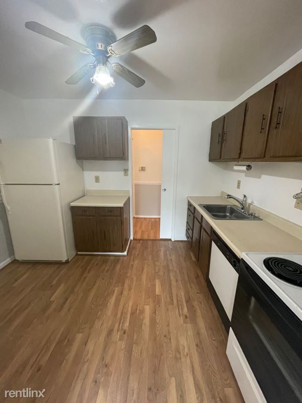 Building Photo - 1 br, 1 bath Condo - 9718 kingsbridge drive